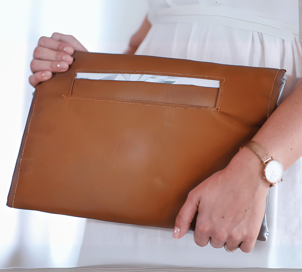 Travel Clutch – Portable Nappy Changing Station