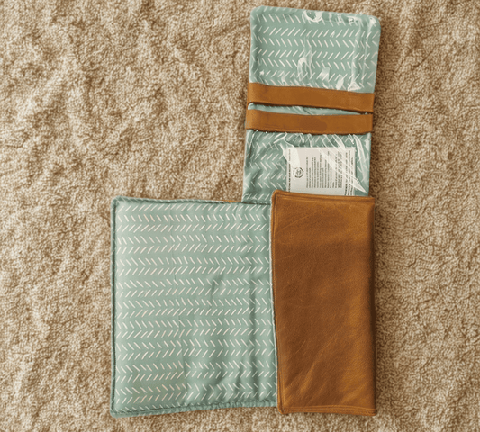 Travel Clutch – Portable Nappy Changing Station